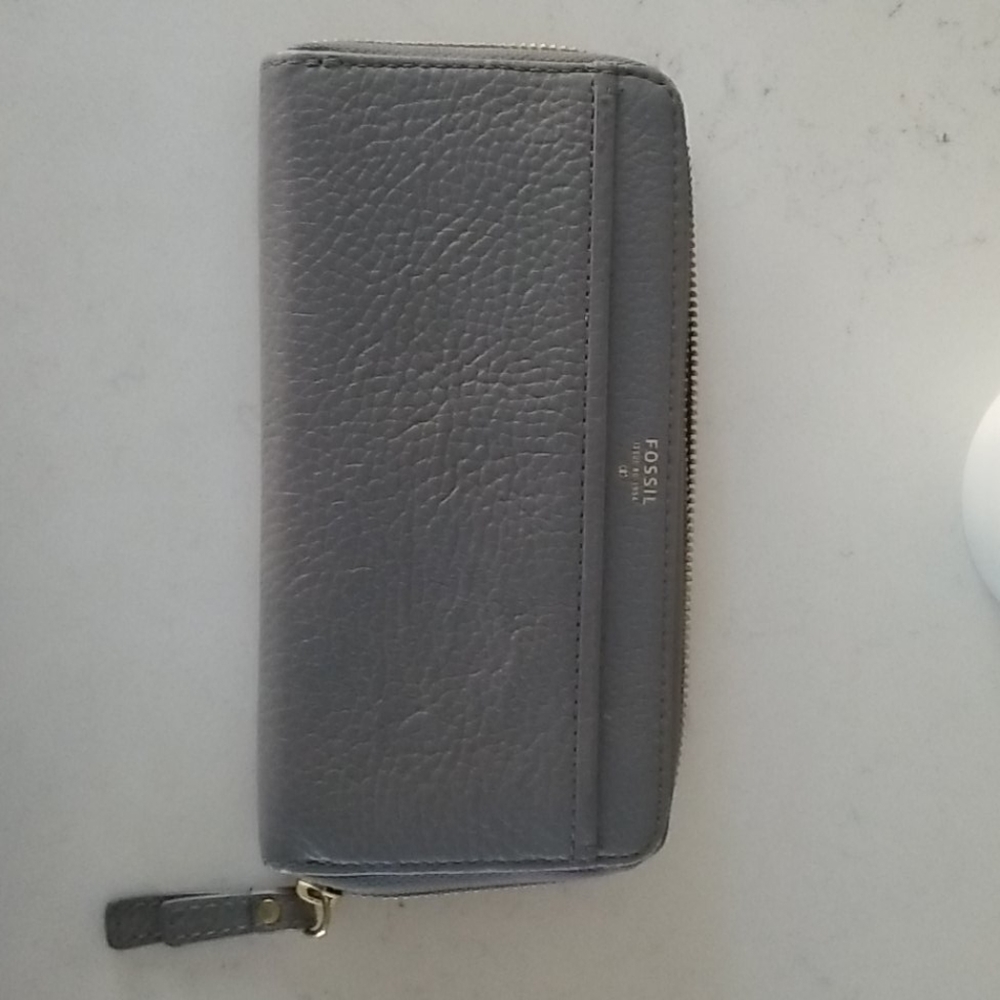 Fossil wallet